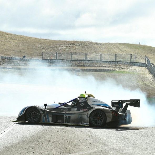 turn_3_motorsport_thunderhill_smoke_donuts